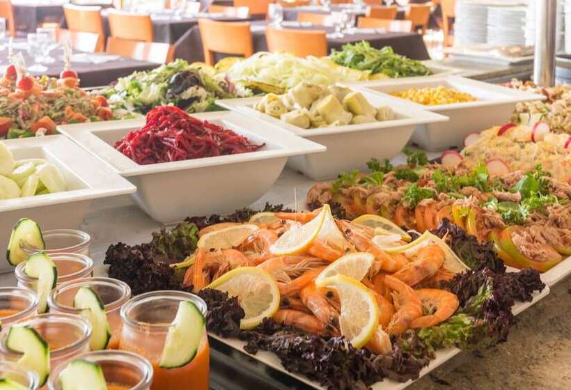 هتل Monterrey Roses By Pierre & Vacances