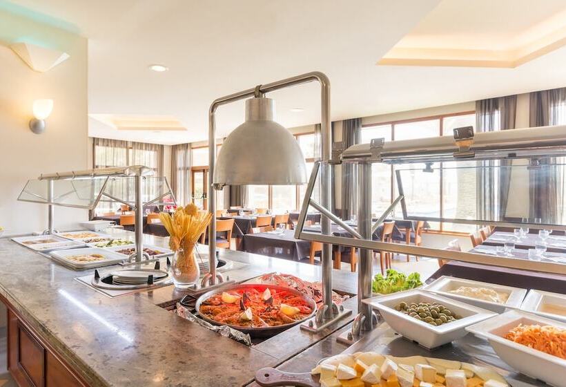 هتل Monterrey Roses By Pierre & Vacances