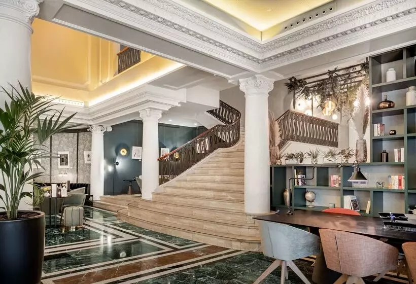 هتل NH Madrid Nacional