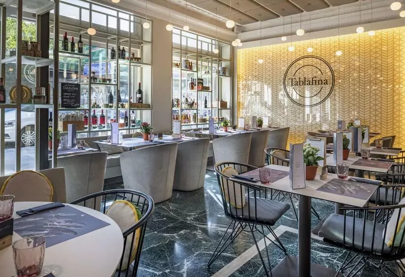 هتل NH Madrid Nacional