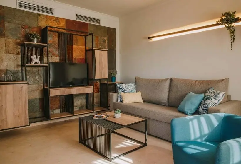 Hotelli Suites & Villas by Dunas