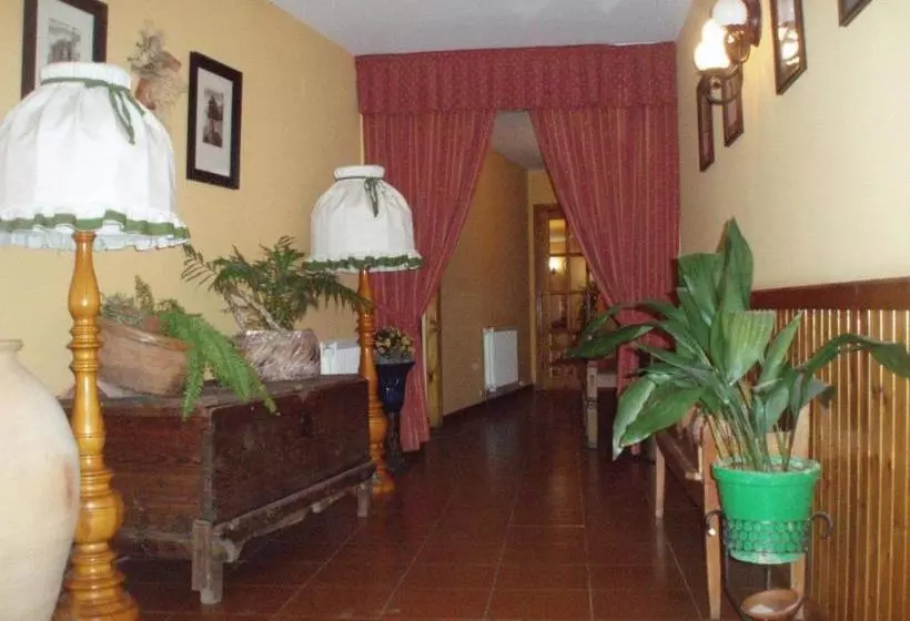 Hostal Restaurante La Muralla