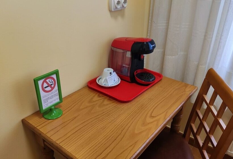 ホテル A Marisqueira I Aeropuerto A Coruña