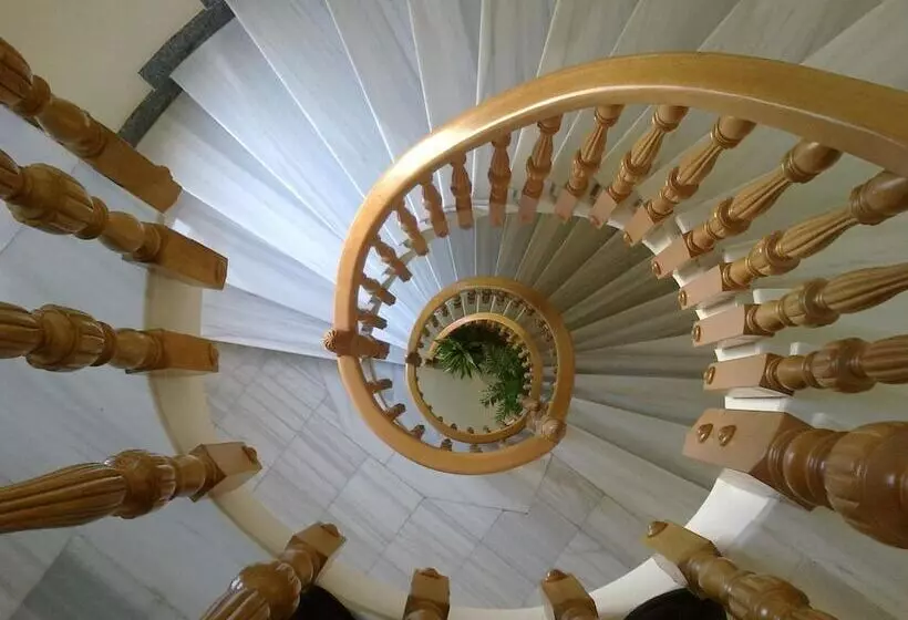 ホテル Anabel Baza