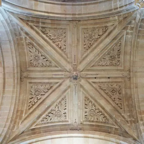 هتل Hospederia Monasterio De Poio