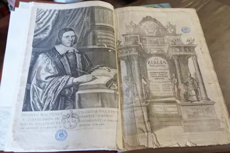 هتل Hospederia Monasterio De Poio