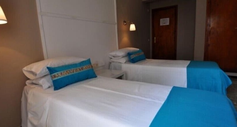 هتل Hostal Horta Rosell