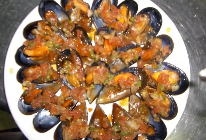 Отель Hostal Miryam