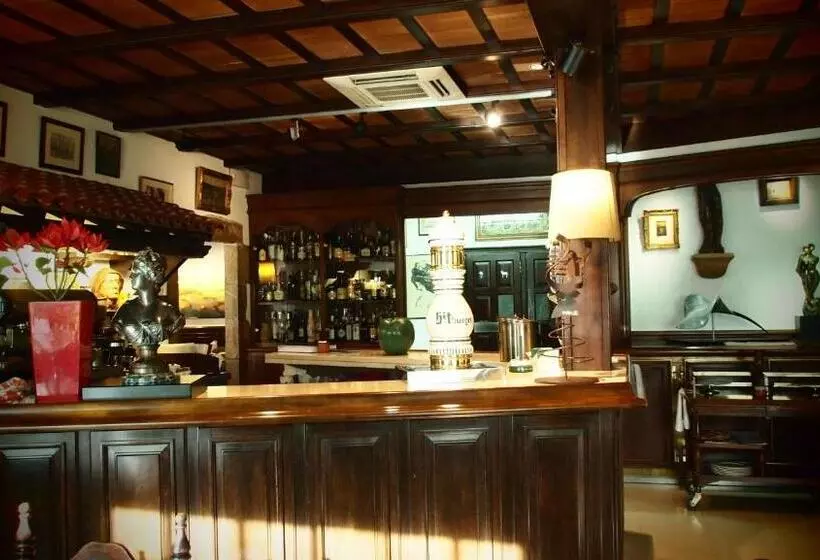 Отель Hostal Miryam