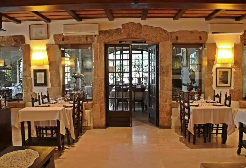 Отель Hostal Miryam