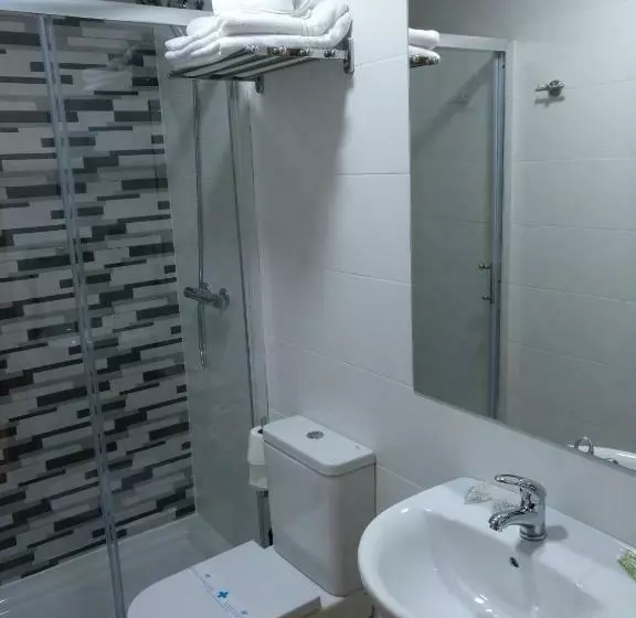 Hotelli Hostal Rioja Condestable