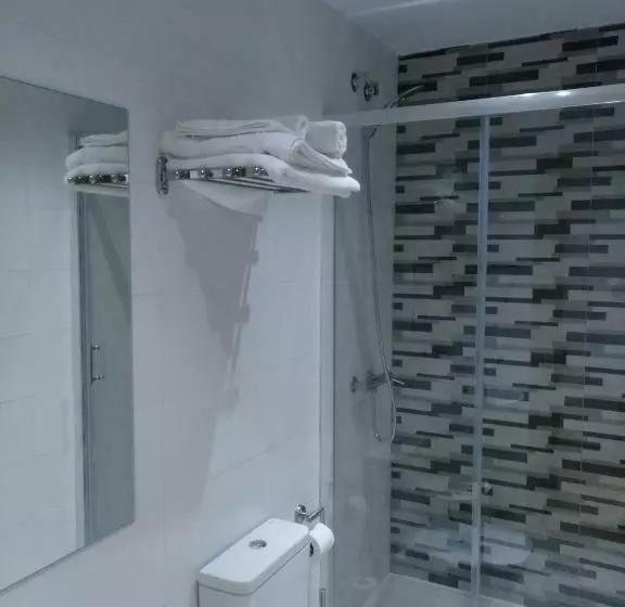 Hotelli Hostal Rioja Condestable