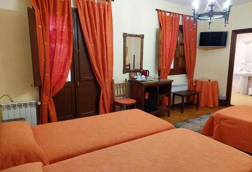 Отель Hosteria Picos De Europa