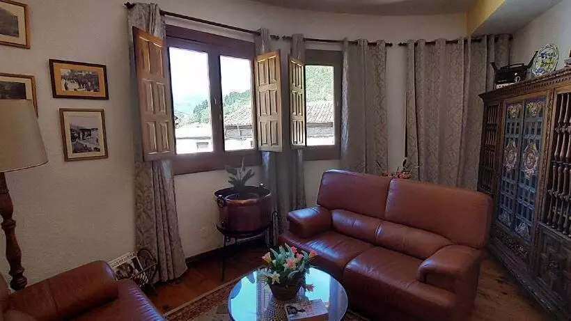 Отель Hosteria Picos De Europa