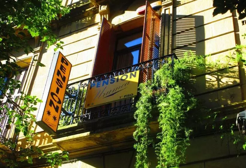 هتل Pensión Urumea