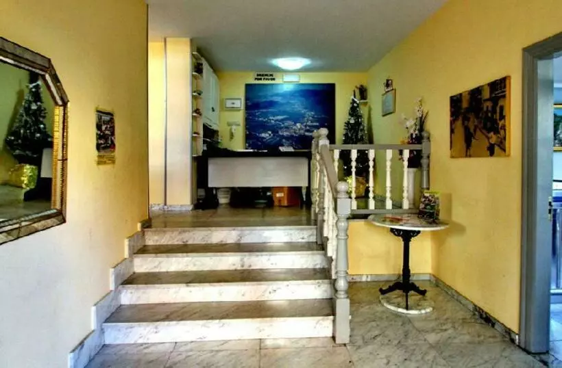 酒店 Pension Rocio