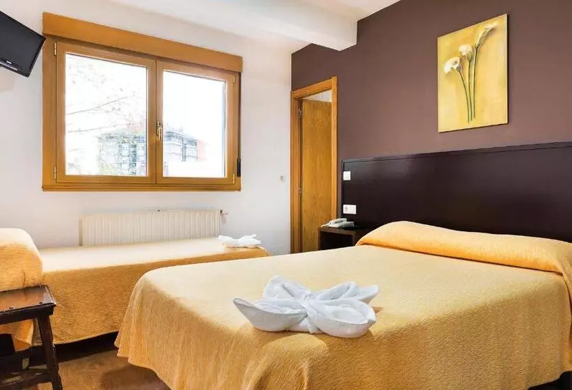 فندق San Lázaro