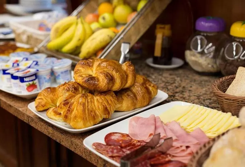 فندق San Lázaro