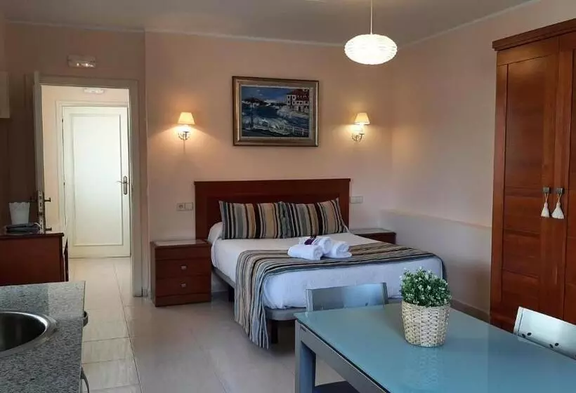 בית מלון כפרי Alvaro