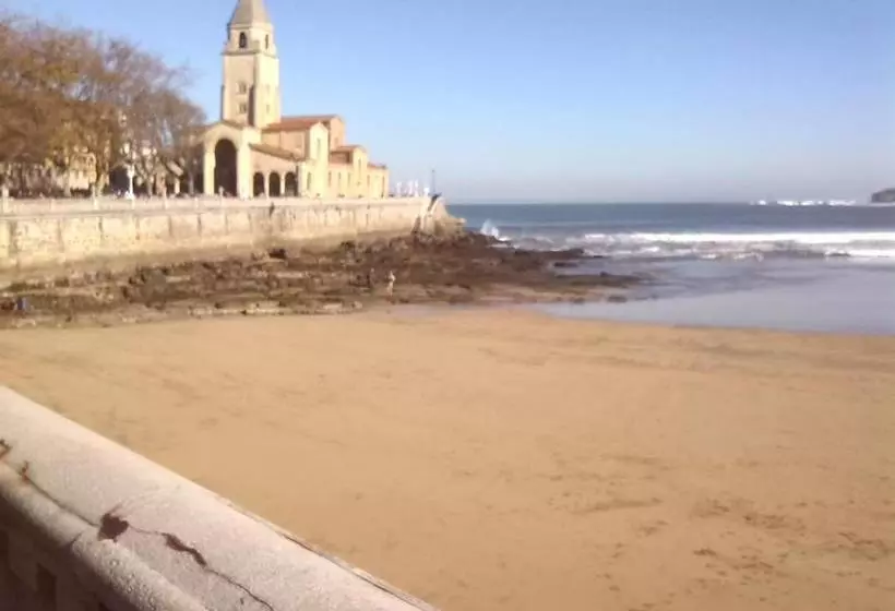 酒店 Hospedaje Covadonga