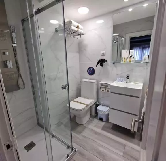 فندق Hostal Fidalgo