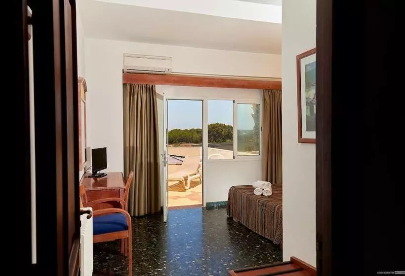 Hotel Hostal Illes Pitiüses