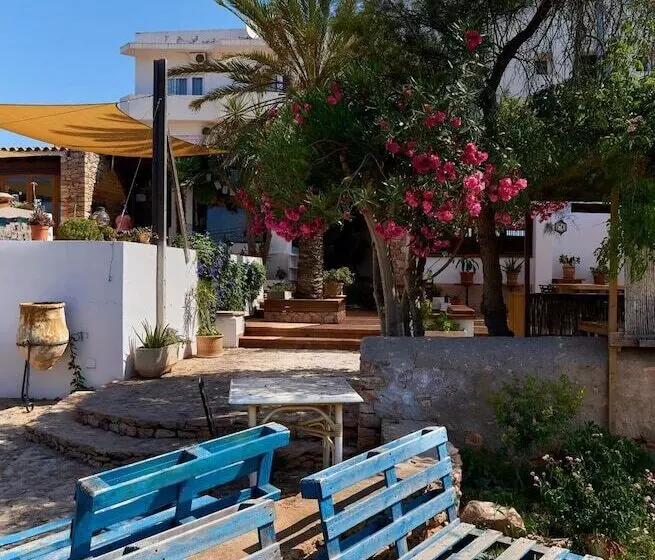 Hotel Hostal Illes Pitiüses