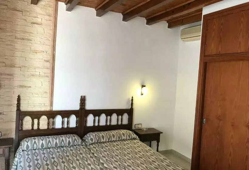 Отель Hostal Restaurante Playa