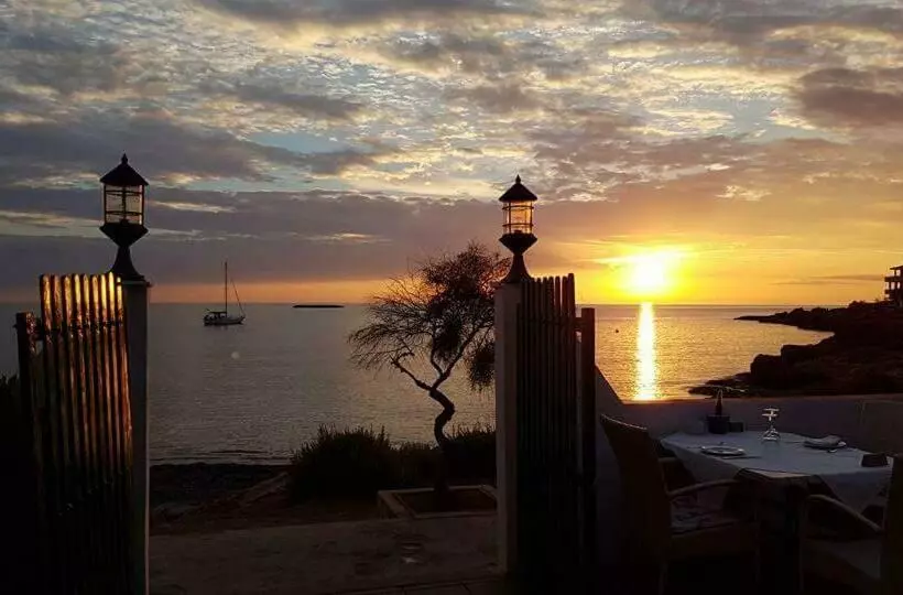 Отель Hostal Restaurante Playa