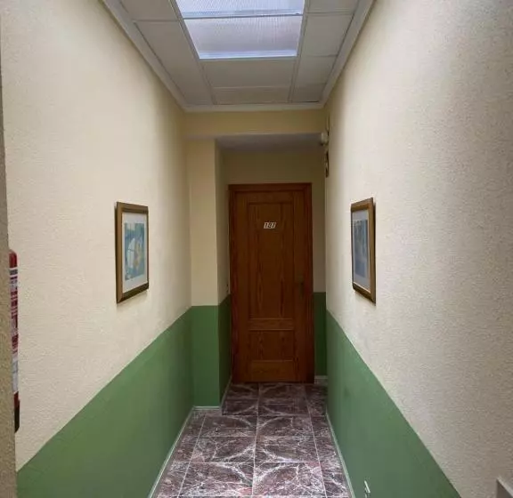 Szálloda Hostal Rosaleda