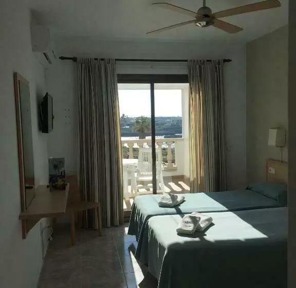 호텔 Hostal Sa Prensa