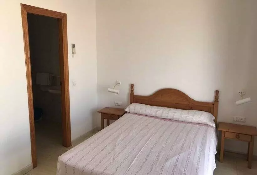 Отель Hostal Villa De Garrucha