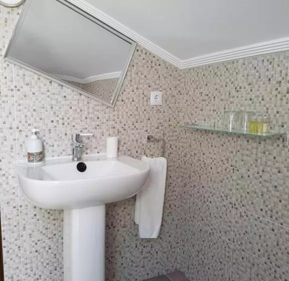 酒店 Pensión Castio