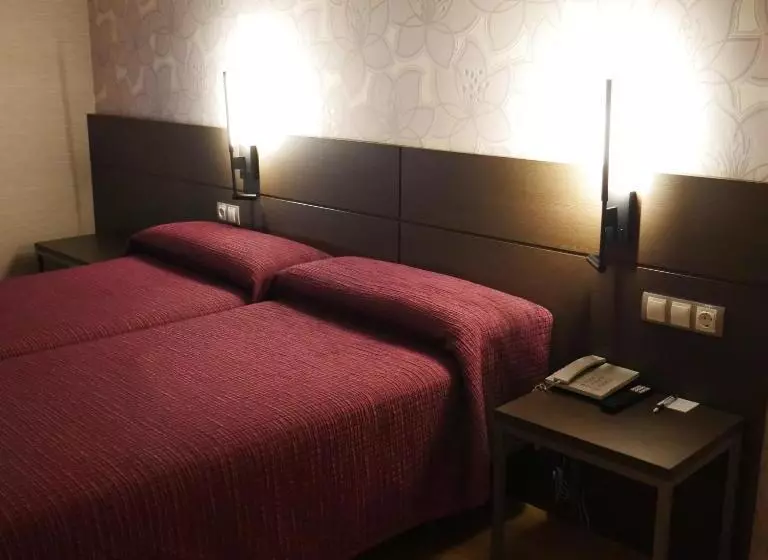 Hostal 4c Cuatro Caminos