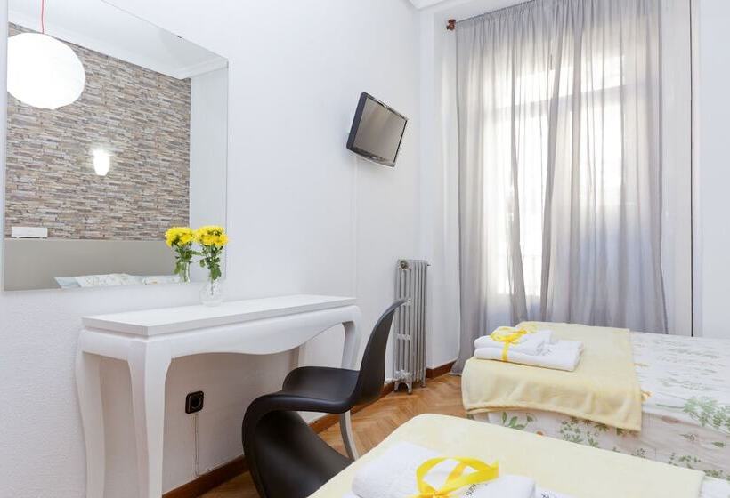 مسافرخانه Hispano Gran Vía