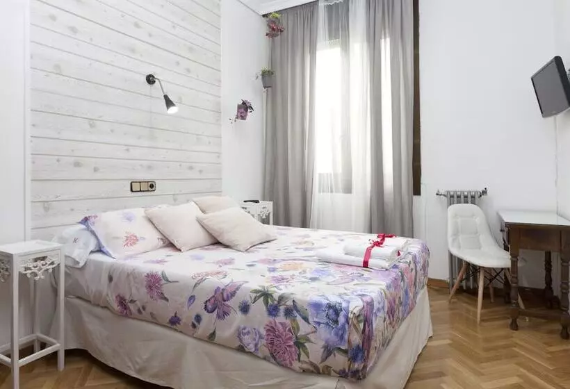 مسافرخانه Hispano Gran Vía