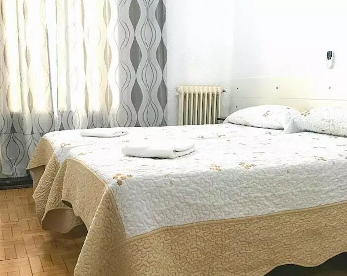 Hostal Los Arcos