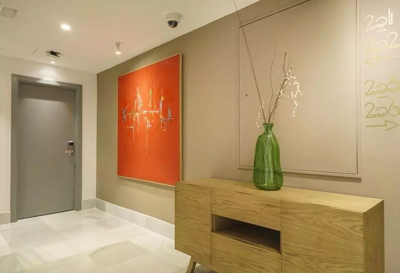 مسافرخانه Due Temps Madrid