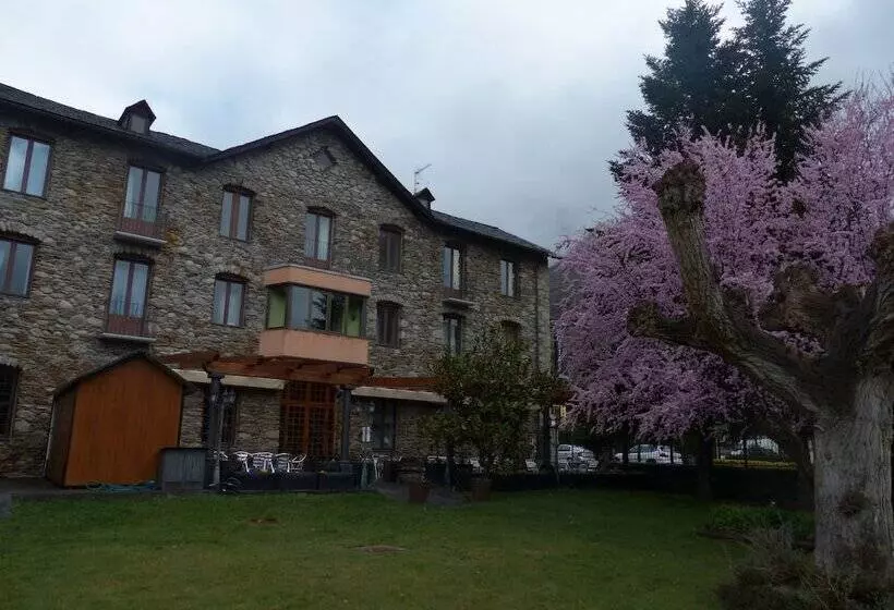 Hostal Vall D Aneu By Arcas & Sambola