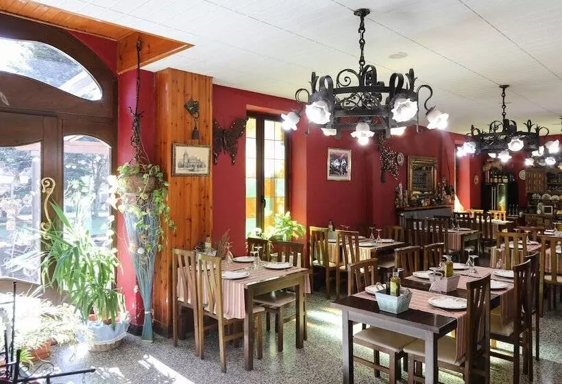 Hostal Vall D Aneu By Arcas & Sambola