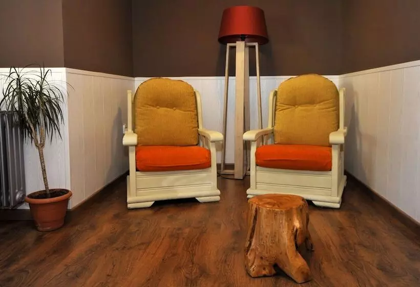 Hostal Vall D Aneu By Arcas & Sambola