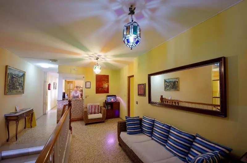 ホテル Hostal Azahara