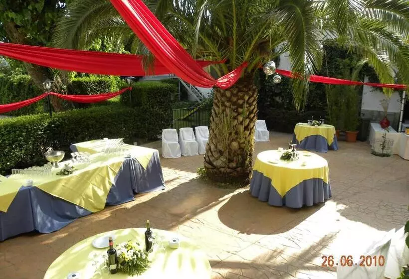 Hotel Hostal San José