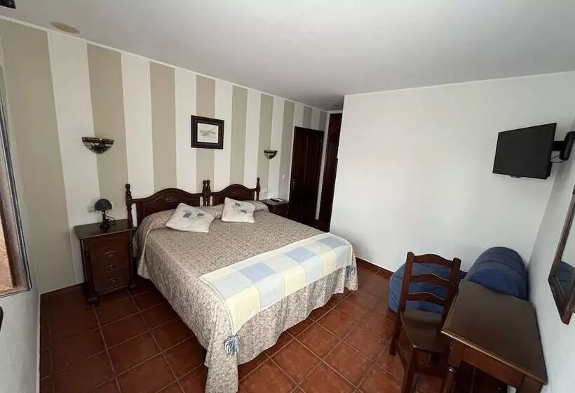 בית מלון כפרי Camangu