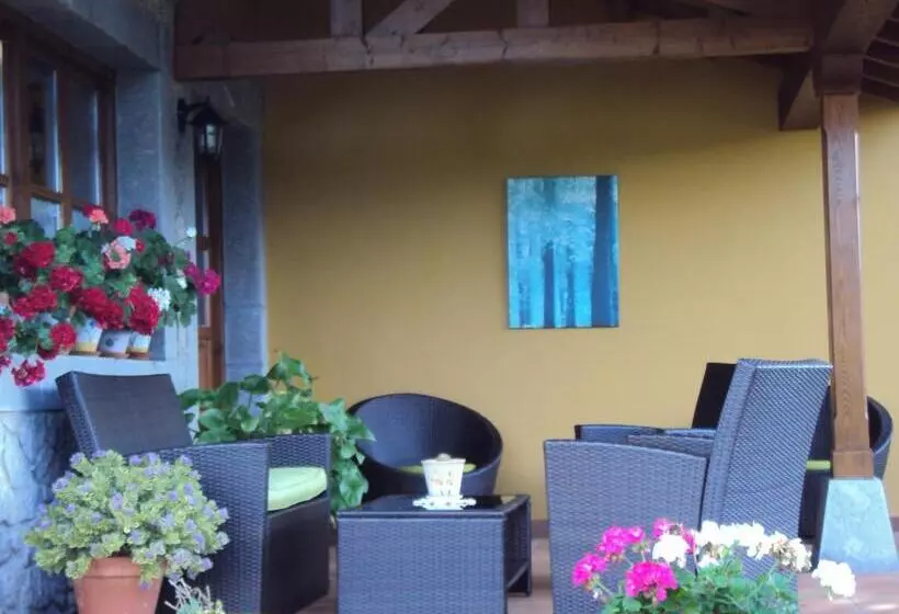 Hotel La Biesca Sebreñu