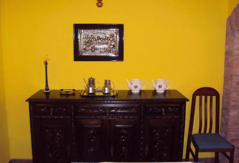 Hotel La Biesca Sebreñu