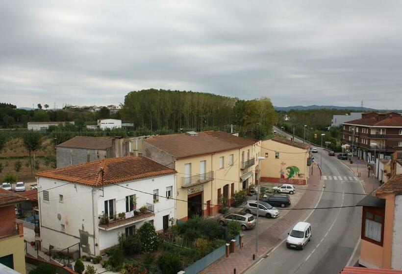 Отель La Brasa De Riudarenes