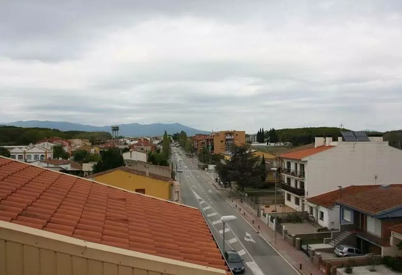 هتل La Brasa De Riudarenes