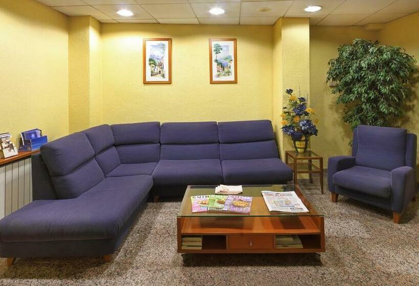 Отель La Brasa De Riudarenes