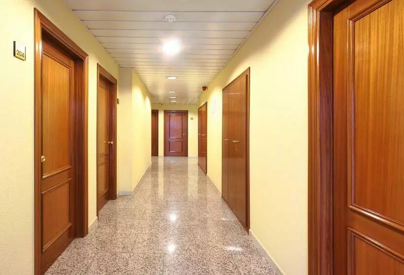 هتل La Brasa De Riudarenes